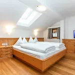 Feriengut Ottacherhof - Active Family In Hollersbach Apartment