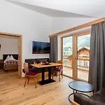 Feriengut Ottacherhof - Active Family In Hollersbach * 胡勒斯巴赫平