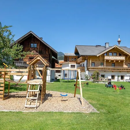 Апартаменты Feriengut Ottacherhof - Active Family In Hollersbach